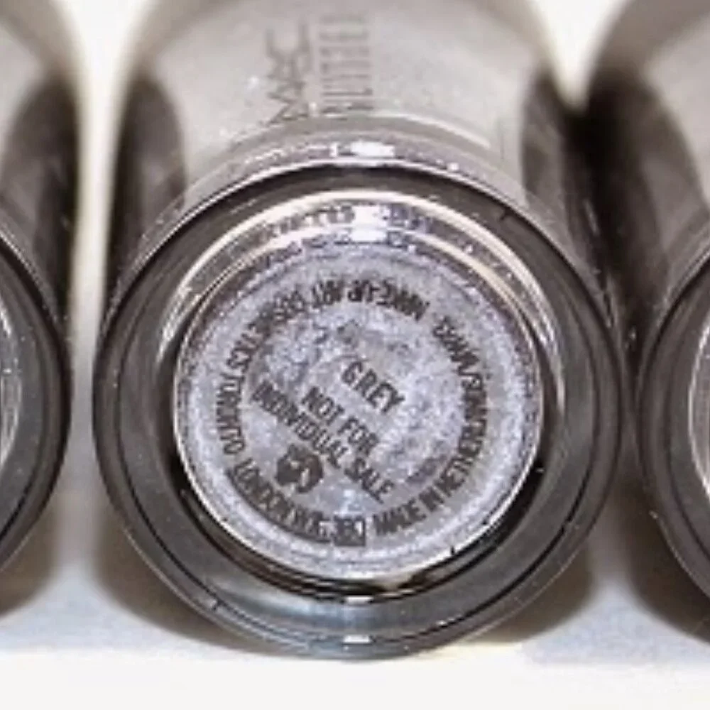 MAC GREY eye shadow NEW Glitter shimmer rare Limited Edition Last one!